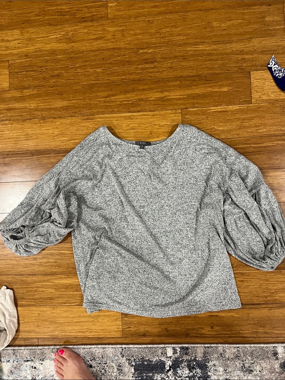 Heather Gray Balloon-Sleeve Pullover